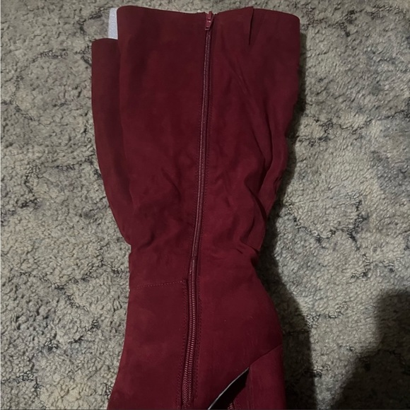 NWOT Journee knee high heels - Picture 4 of 6